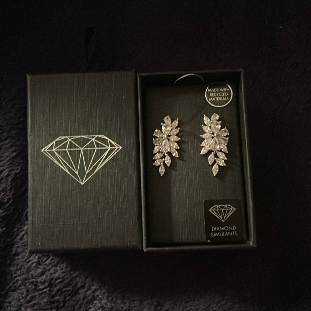 Costume jewelry . Bought for formal dress never worn